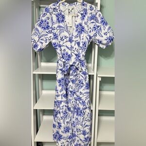 NWT SZ S Sugarlips Blue and White Floral Dress